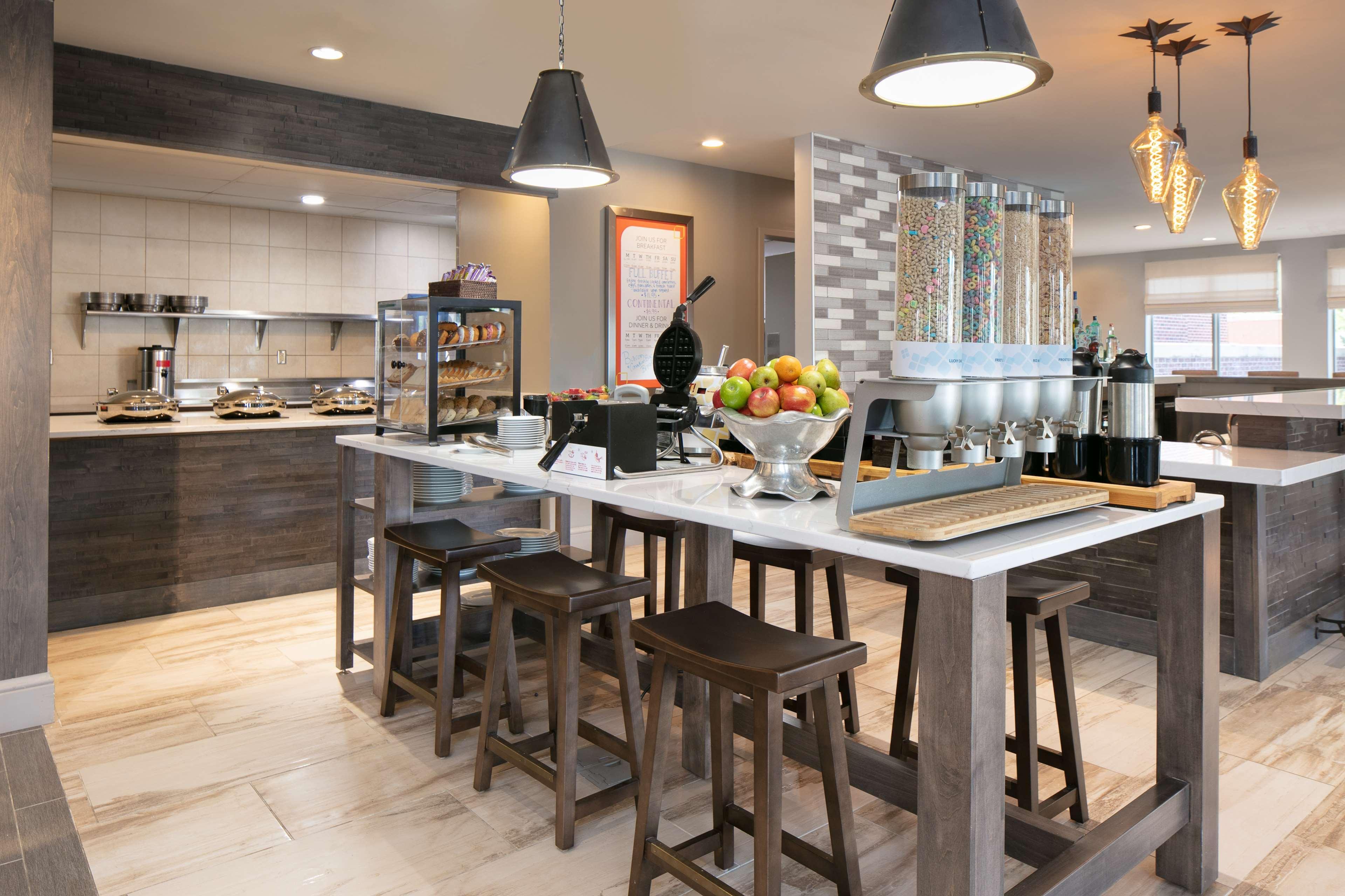 Hilton Garden Inn Omaha West Zewnętrze zdjęcie